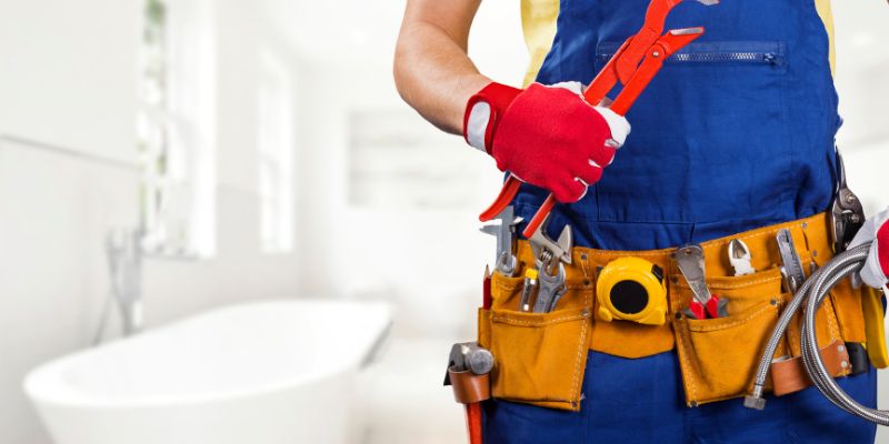 Como Evitar Golpes na Contratação de Encanador em Lajeado